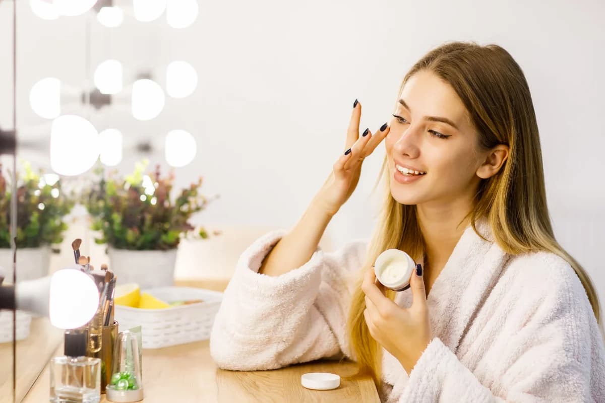 Healthy and Glowing Skin: Your Complete Skincare Routine