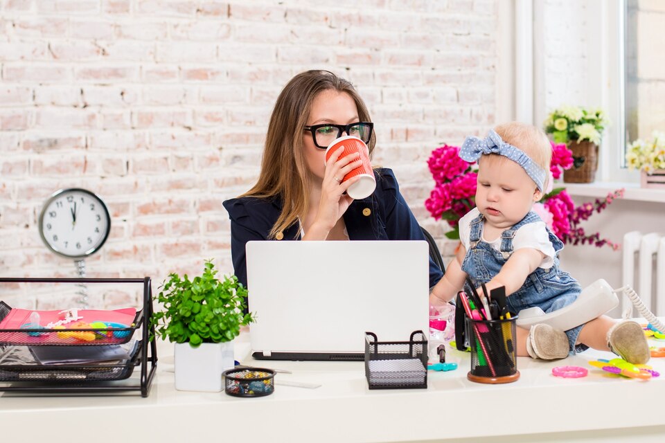 Time Management Hacks for Today’s Busy Working Moms